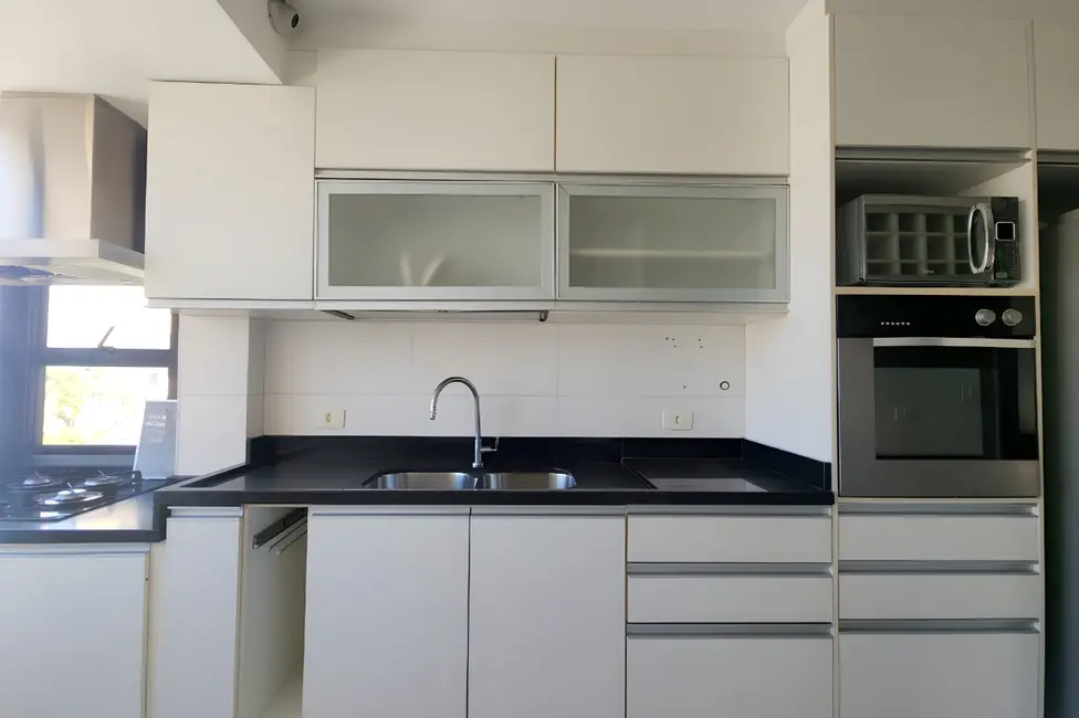 Apartamento com 3 quartos para alugar, 138m2 em Cidade Monções, São Paulo - SP - imagem 8 Foto 8 de Apartamento com 3 quartos para alugar, 138m2 em Cidade Monções, São Paulo - SP