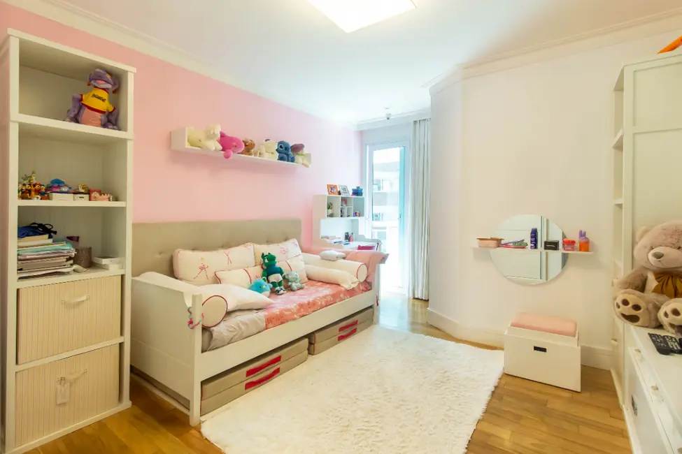 Foto 8 de Apartamento com 3 quartos à venda, 257m2 em Real Parque, São Paulo - SP