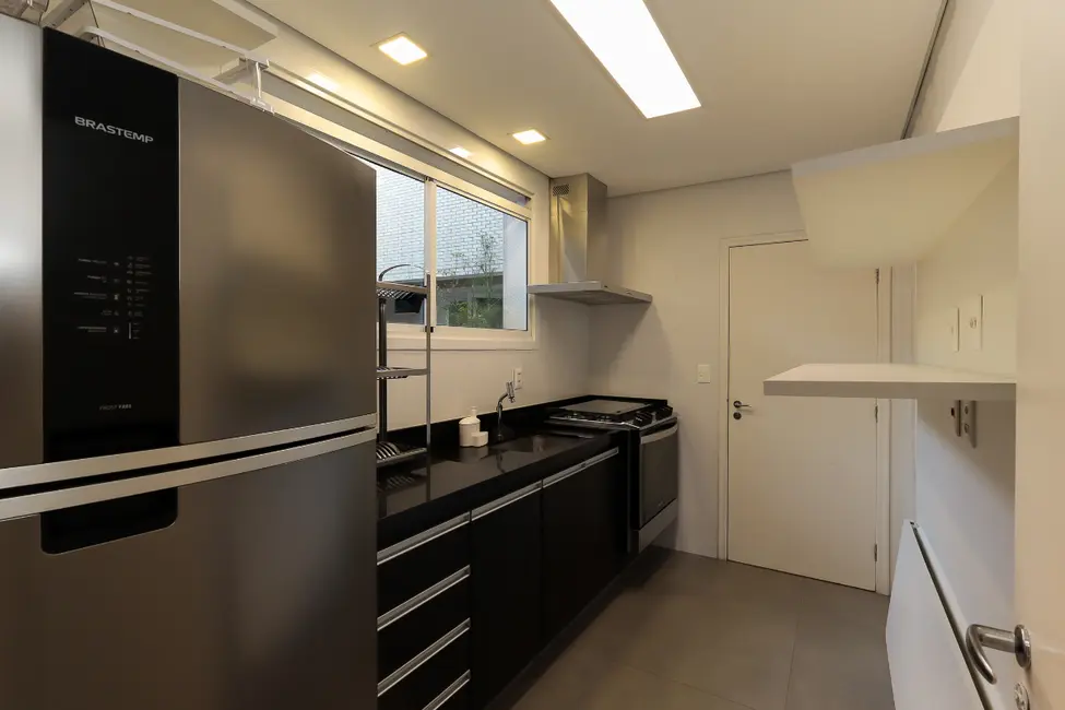 Apartamento com 3 quartos para alugar, 119m2 em São Paulo - SP - imagem 5 Foto 5 de Apartamento com 3 quartos para alugar, 119m2 em São Paulo - SP