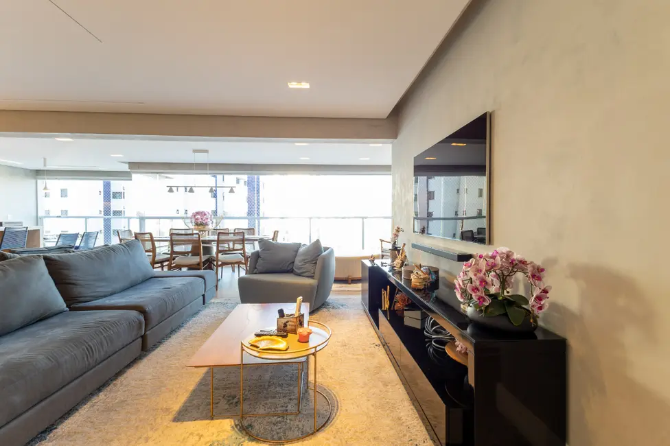 Apartamento com 4 quartos à venda, 189m2 em São Paulo - SP - imagem 2 Foto 2 de Apartamento com 4 quartos à venda, 189m2 em São Paulo - SP