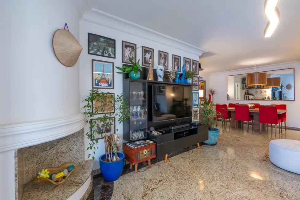 Foto 4 de Apartamento com 3 quartos à venda, 133m2 em Real Parque, São Paulo - SP