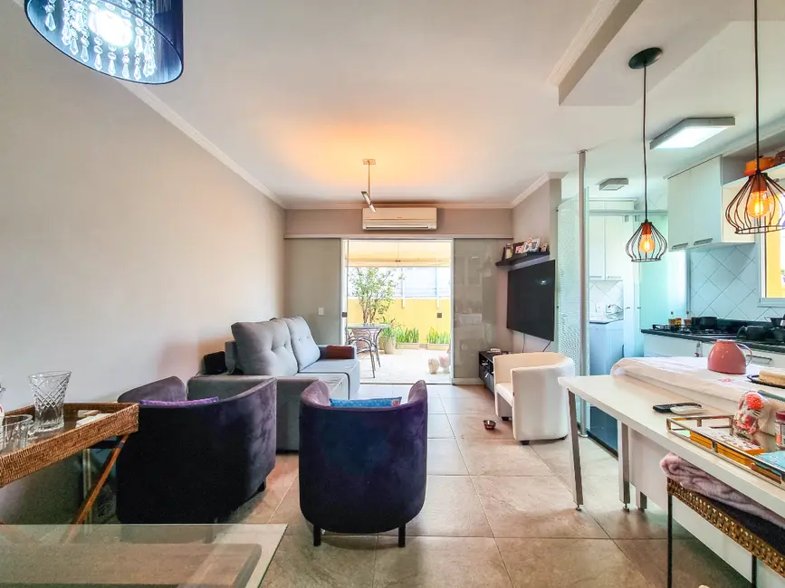 Foto 2 de Apartamento com 2 quartos à venda, 90m2 em Moema, São Paulo - SP