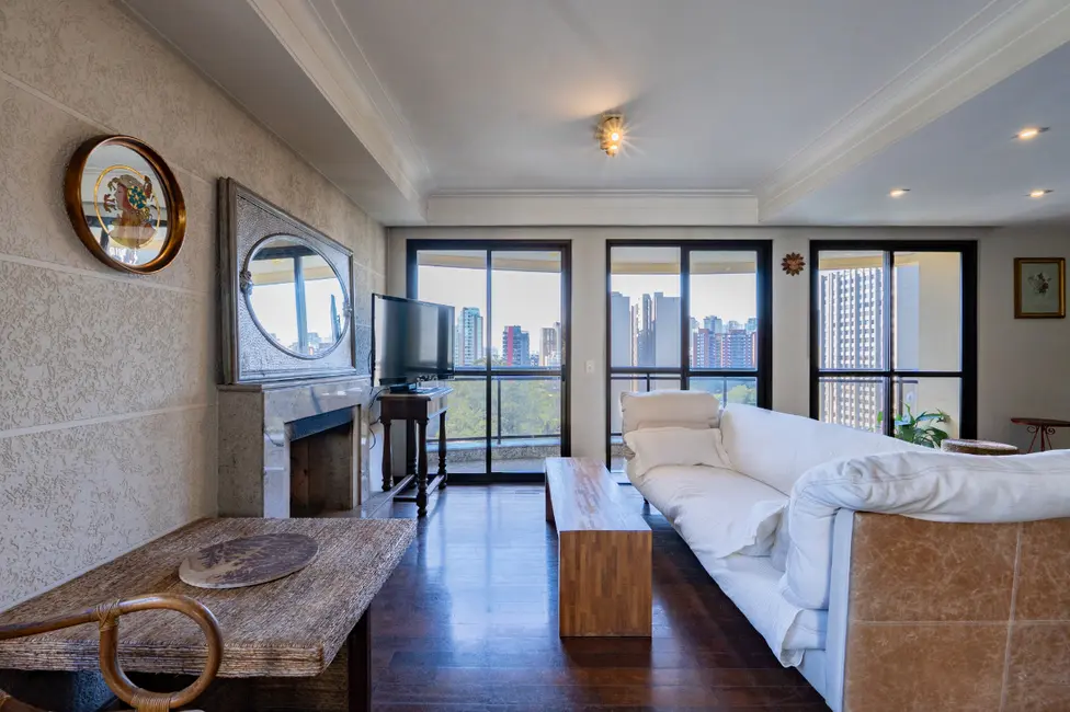 Foto 2 de Apartamento com 3 quartos à venda, 220m2 em Vila Suzana, São Paulo - SP