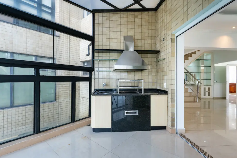 Foto 4 de Apartamento com 4 quartos à venda, 272m2 em Vila Suzana, São Paulo - SP