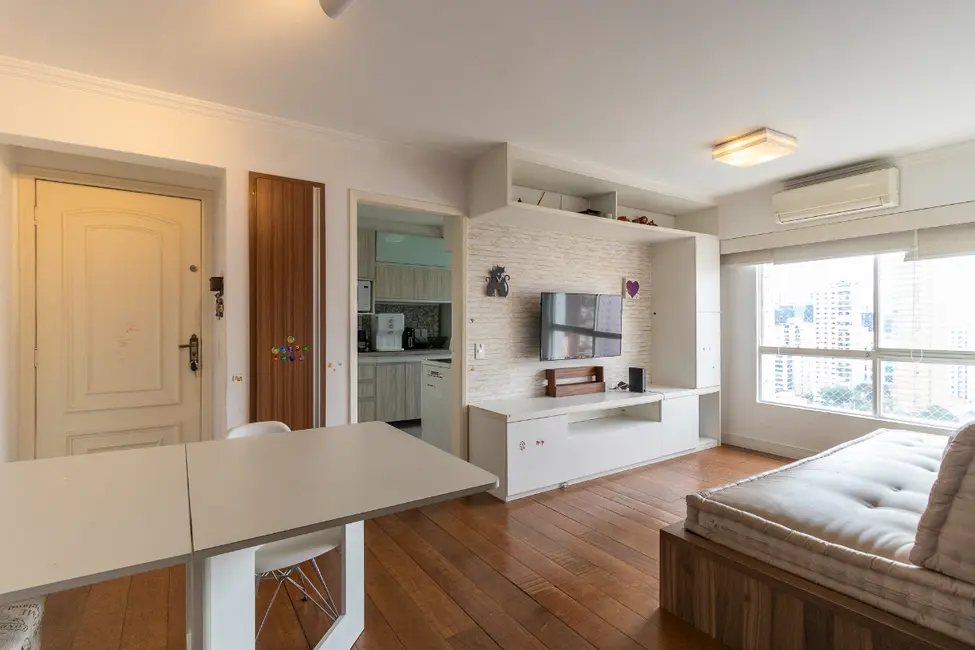 Apartamento com 2 quartos à venda, 71m2 em Vila Nova Conceição, São Paulo - SP - imagem 2 Foto 2 de Apartamento com 2 quartos à venda, 71m2 em Vila Nova Conceição, São Paulo - SP