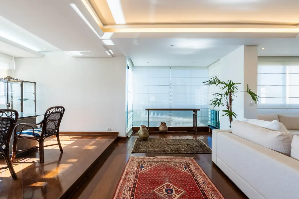 Foto 5 de Apartamento com 4 quartos à venda, 198m2 em Vila Suzana, São Paulo - SP