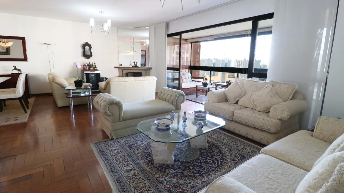 Foto 7 de Apartamento com 4 quartos à venda, 226m2 em Vila Suzana, São Paulo - SP