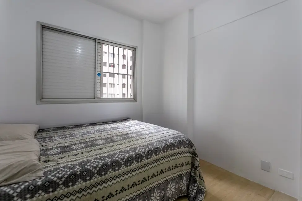 Foto 6 de Apartamento com 2 quartos à venda, 60m2 em Moema, São Paulo - SP