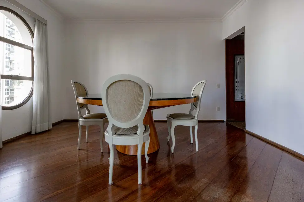 Foto 7 de Apartamento com 3 quartos à venda, 217m2 em Indianópolis, São Paulo - SP