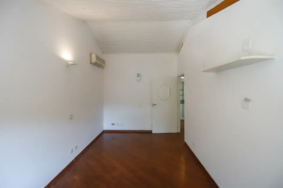 Foto 9 de Casa com 3 quartos à venda, 359m2 em Sumaré, São Paulo - SP