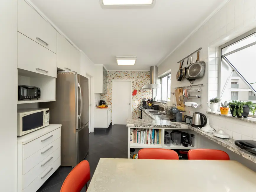 Apartamento com 3 quartos à venda, 169m2 em Itaim Bibi, São Paulo - SP - imagem 9 Foto 9 de Apartamento com 3 quartos à venda, 169m2 em Itaim Bibi, São Paulo - SP