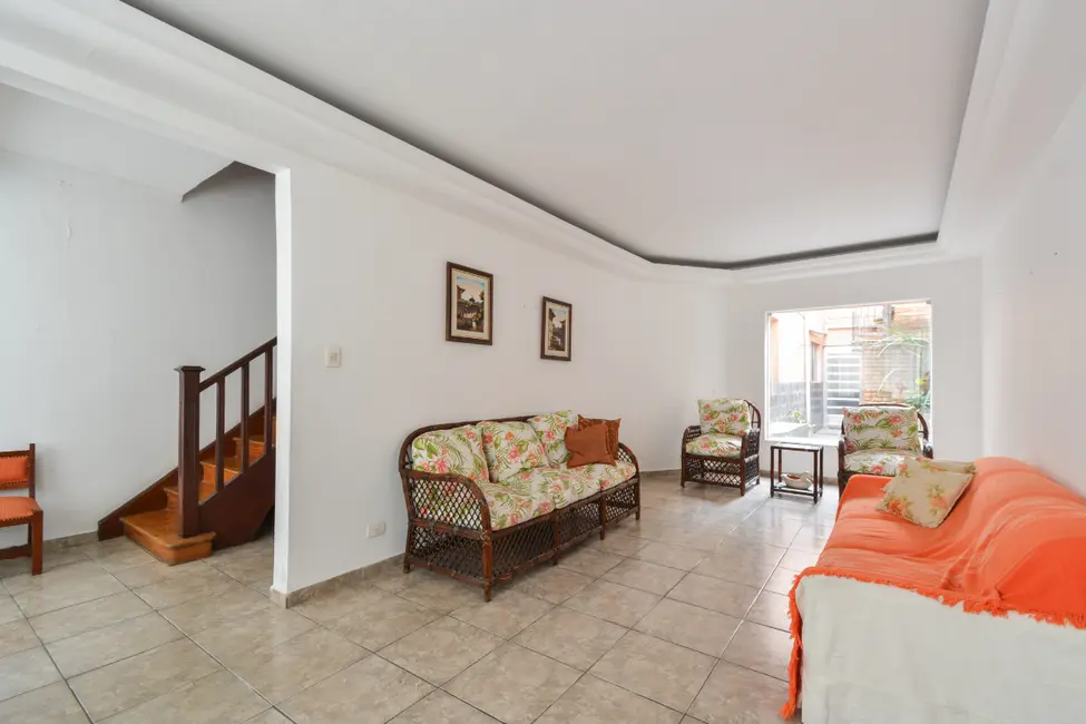 Foto 1 de Casa de Vila com 3 quartos à venda, 200m2 em Cambuci, São Paulo - SP