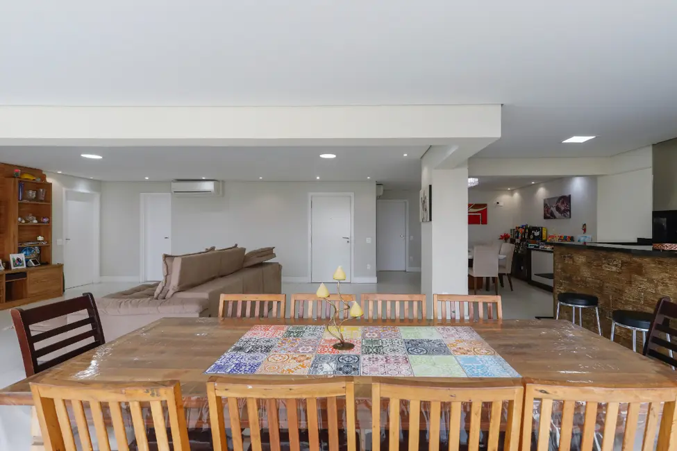 Foto 8 de Apartamento com 4 quartos à venda, 283m2 em Água Branca, São Paulo - SP