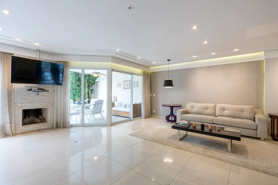 Casa de Condomínio com 4 quartos para alugar, 383m2 em Jardim Panorama, São Paulo - SP - imagem 9 Foto 9 de Casa de Condomínio com 4 quartos para alugar, 383m2 em Jardim Panorama, São Paulo - SP