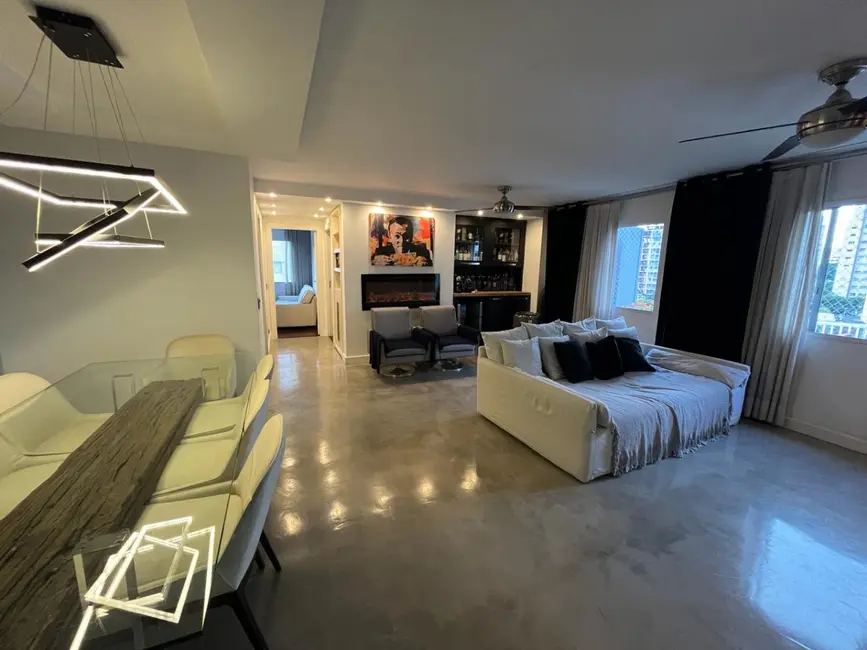 Foto 4 de Apartamento com 2 quartos à venda, 104m2 em Vila Olímpia, São Paulo - SP