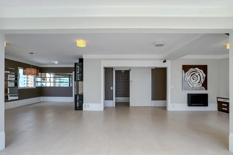 Foto 3 de Apartamento com 3 quartos à venda, 198m2 em São Paulo - SP