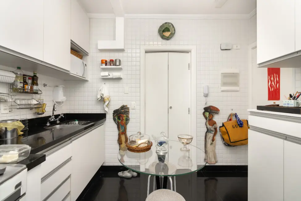 Foto 8 de Apartamento com 2 quartos à venda, 90m2 em Itaim Bibi, São Paulo - SP