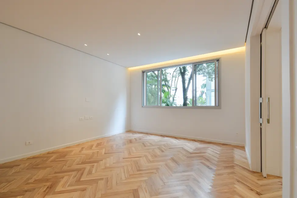 Apartamento com 3 quartos à venda, 187m2 em Cerqueira César, São Paulo - SP - imagem 2 Foto 2 de Apartamento com 3 quartos à venda, 187m2 em Cerqueira César, São Paulo - SP