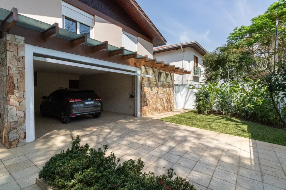 Casa com 4 quartos à venda, 294m2 em Alto de Pinheiros, São Paulo - SP - imagem 4 Foto 4 de Casa com 4 quartos à venda, 294m2 em Alto de Pinheiros, São Paulo - SP