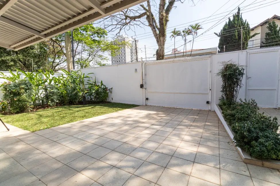 Casa com 4 quartos à venda, 294m2 em Alto de Pinheiros, São Paulo - SP - imagem 2 Foto 2 de Casa com 4 quartos à venda, 294m2 em Alto de Pinheiros, São Paulo - SP