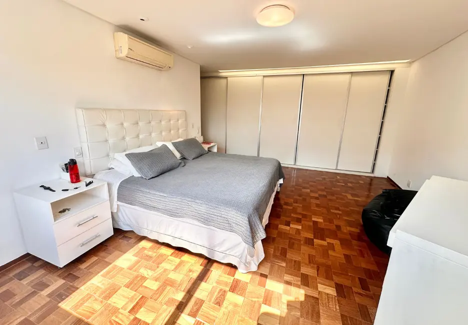 Foto 14 de Apartamento com 3 quartos à venda, 241m2 em Jardim Paulista, São Paulo - SP