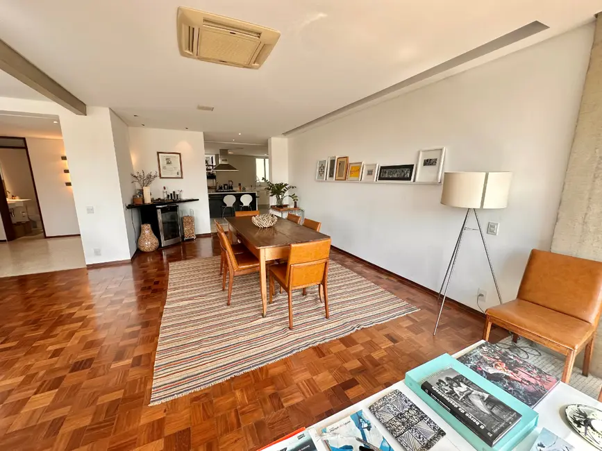 Foto 11 de Apartamento com 3 quartos à venda, 241m2 em Jardim Paulista, São Paulo - SP