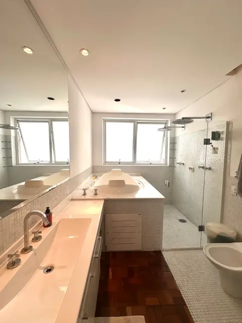 Foto 18 de Apartamento com 3 quartos à venda, 241m2 em Jardim Paulista, São Paulo - SP