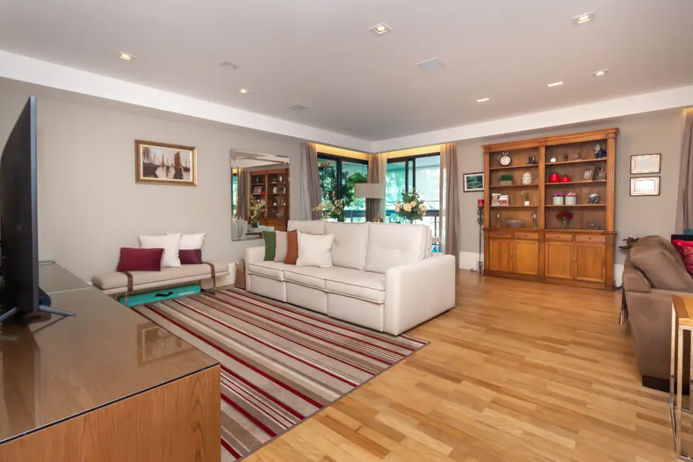 Foto 2 de Apartamento com 4 quartos à venda, 243m2 em Campo Belo, São Paulo - SP