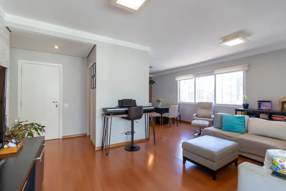 Apartamento com 3 quartos à venda, 137m2 em Vila Olímpia, São Paulo - SP - imagem 4 Foto 4 de Apartamento com 3 quartos à venda, 137m2 em Vila Olímpia, São Paulo - SP