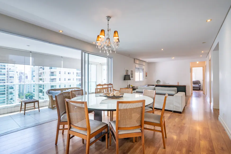 Foto 7 de Apartamento com 3 quartos à venda, 161m2 em Campo Belo, São Paulo - SP