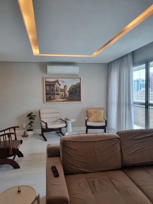 Foto 6 de Apartamento com 4 quartos para alugar, 178m2 em Moema, São Paulo - SP