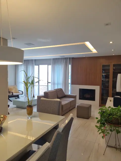 Foto 2 de Apartamento com 4 quartos para alugar, 178m2 em Moema, São Paulo - SP