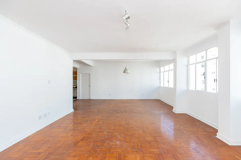 Foto 3 de Apartamento com 3 quartos à venda, 142m2 em Aclimação, São Paulo - SP