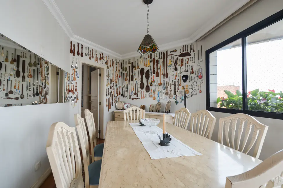 Apartamento com 3 quartos à venda, 202m2 em Moema, São Paulo - SP - imagem 8 Foto 8 de Apartamento com 3 quartos à venda, 202m2 em Moema, São Paulo - SP