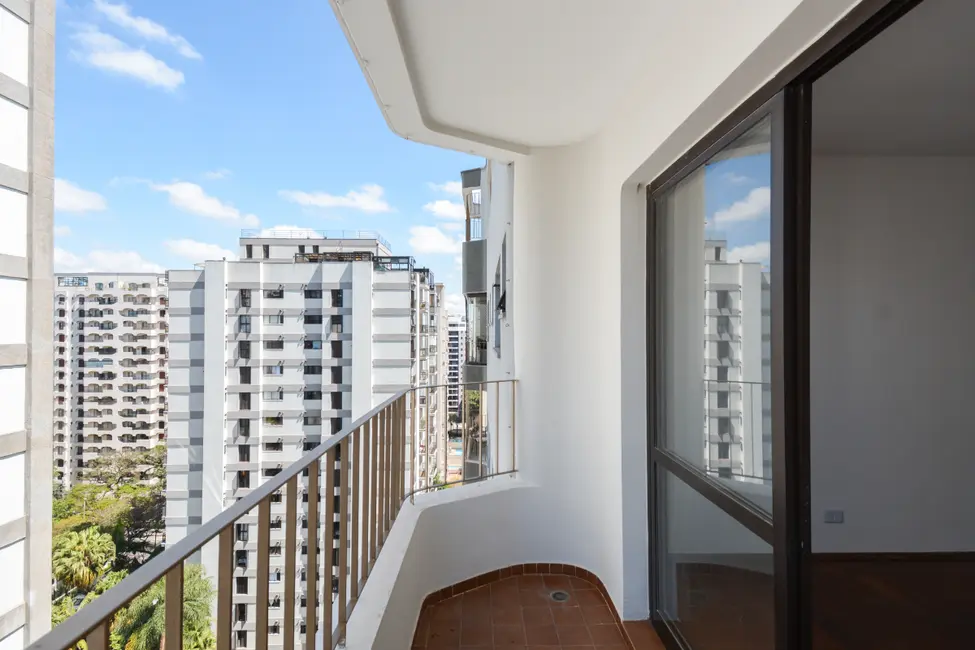 Foto 5 de Apartamento com 2 quartos à venda, 70m2 em Indianópolis, São Paulo - SP