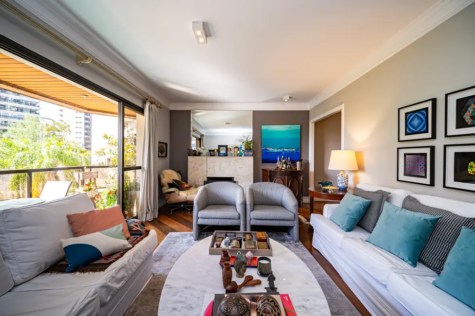 Foto 2 de Apartamento com 4 quartos à venda, 213m2 em Vila Suzana, São Paulo - SP