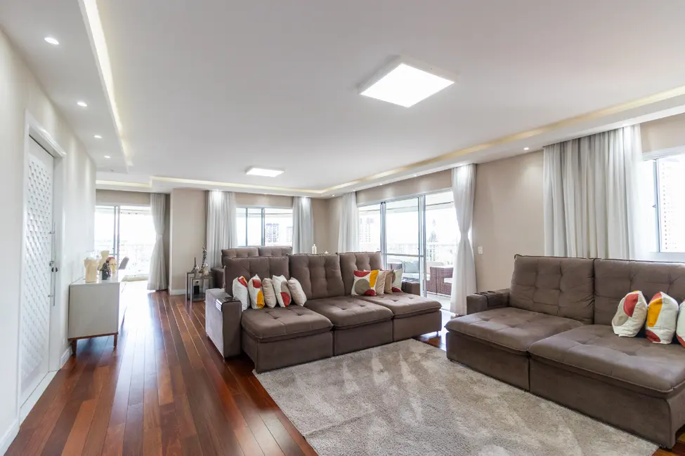 Foto 3 de Apartamento com 4 quartos à venda em Vila Sofia, São Paulo - SP