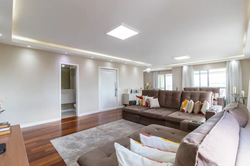 Foto 2 de Apartamento com 4 quartos à venda em Vila Sofia, São Paulo - SP
