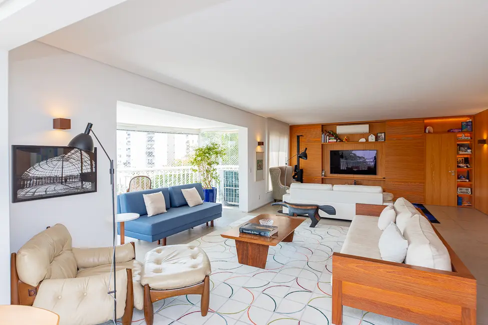 Apartamento com 4 quartos à venda, 246m2 em Vila Sofia, São Paulo - SP - imagem 8 Foto 8 de Apartamento com 4 quartos à venda, 246m2 em Vila Sofia, São Paulo - SP