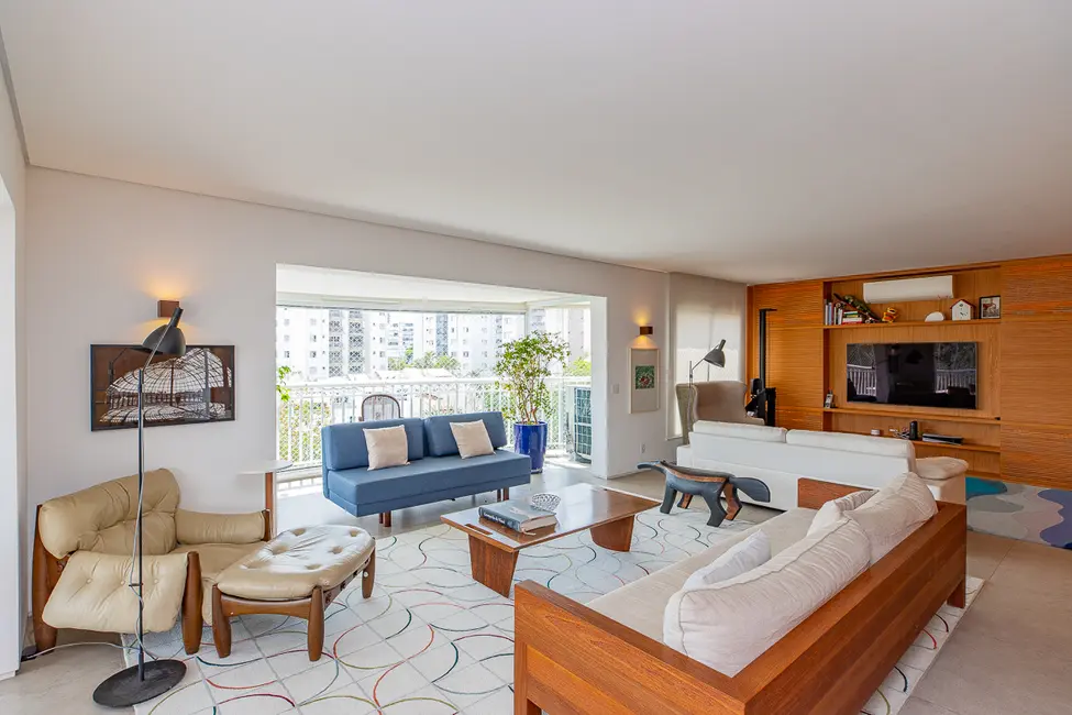 Apartamento com 4 quartos à venda, 246m2 em Vila Sofia, São Paulo - SP - imagem 1 Foto 1 de Apartamento com 4 quartos à venda, 246m2 em Vila Sofia, São Paulo - SP