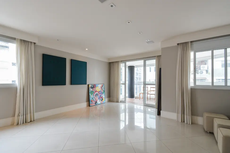 Foto 1 de Apartamento com 3 quartos à venda, 124m2 em Vila Uberabinha, São Paulo - SP