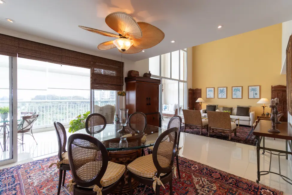 Apartamento com 3 quartos à venda, 251m2 em São Paulo - SP - imagem 4 Foto 4 de Apartamento com 3 quartos à venda, 251m2 em São Paulo - SP