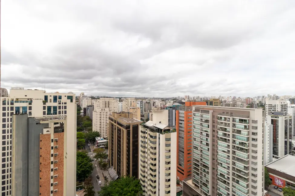 Foto 5 de Apartamento com 2 quartos à venda, 54m2 em Moema, São Paulo - SP