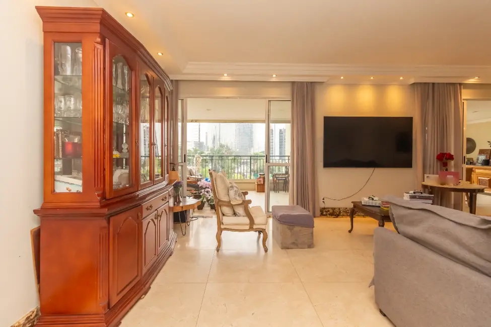 Apartamento com 4 quartos à venda em São Paulo - SP - imagem 6 Foto 6 de Apartamento com 4 quartos à venda em São Paulo - SP