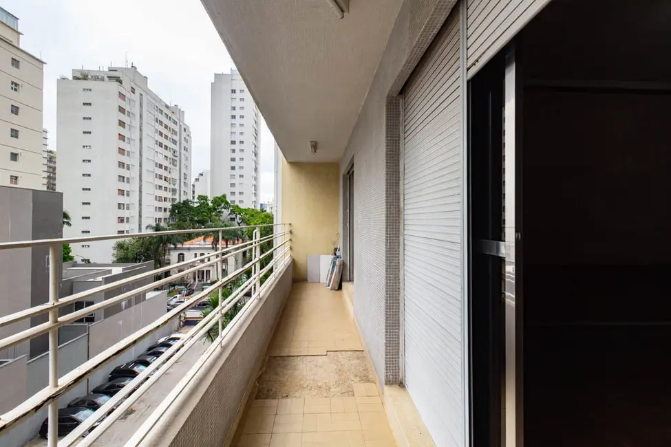 Foto 9 de Apartamento com 3 quartos à venda, 220m2 em Higienópolis, São Paulo - SP
