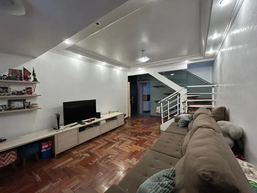 Foto 2 de Casa de Vila com 2 quartos à venda, 120m2 em Chácara Santo Antônio (Zona Leste), São Paulo - SP