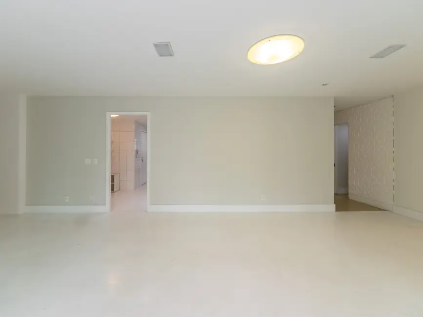 Apartamento com 3 quartos à venda, 167m2 em São Paulo - SP - imagem 4 Foto 4 de Apartamento com 3 quartos à venda, 167m2 em São Paulo - SP