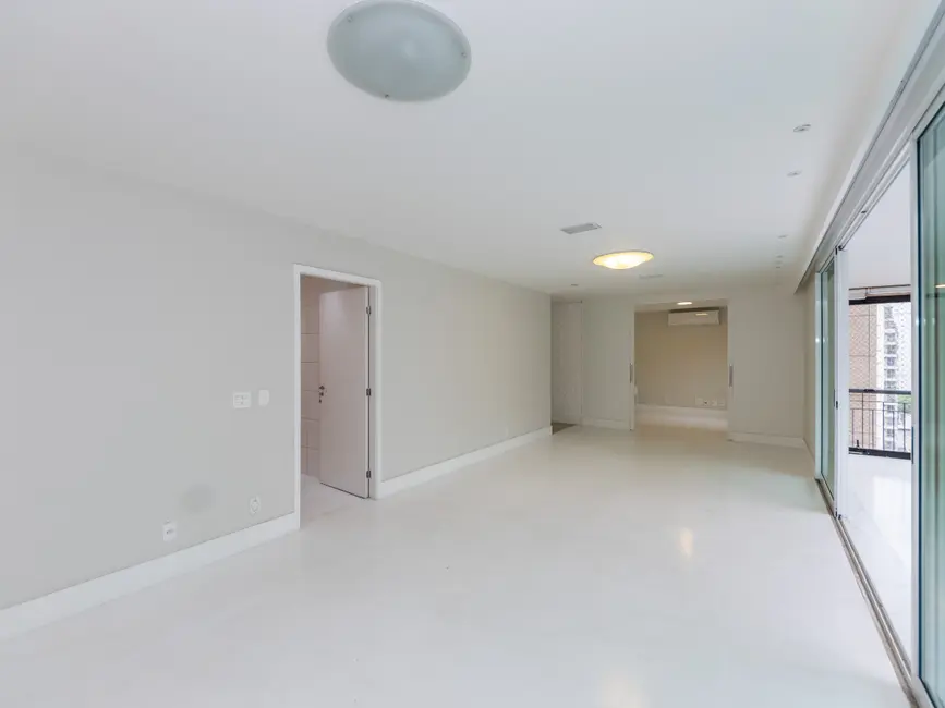 Apartamento com 3 quartos à venda, 167m2 em São Paulo - SP - imagem 7 Foto 7 de Apartamento com 3 quartos à venda, 167m2 em São Paulo - SP