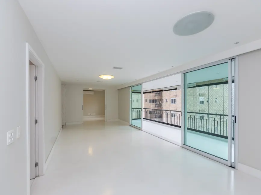 Apartamento com 3 quartos à venda, 167m2 em São Paulo - SP - imagem 1 Foto 1 de Apartamento com 3 quartos à venda, 167m2 em São Paulo - SP