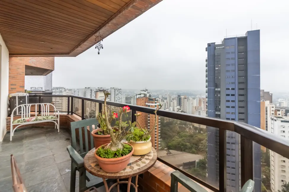 Foto 1 de Apartamento com 3 quartos à venda, 213m2 em Vila Suzana, São Paulo - SP